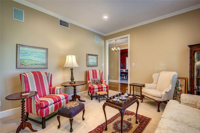 6404 Creekside Drive, Greenville, TX 75402