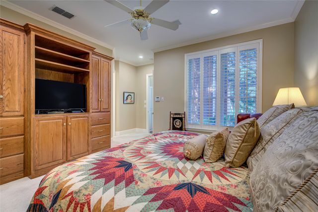 6404 Creekside Drive, Greenville, TX 75402