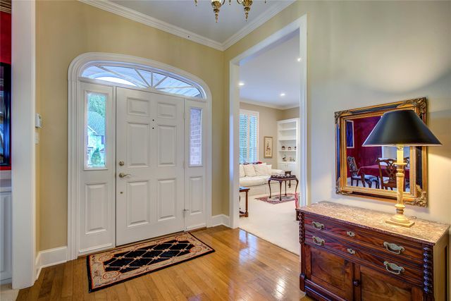 6404 Creekside Drive, Greenville, TX 75402