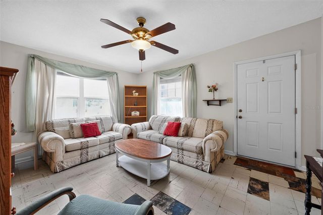 2514 DRAKE DRIVE, Orlando, FL 32810