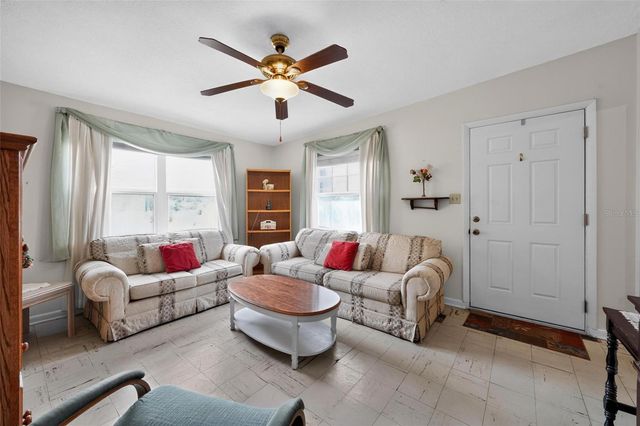 2514 DRAKE DRIVE, Orlando, FL 32810