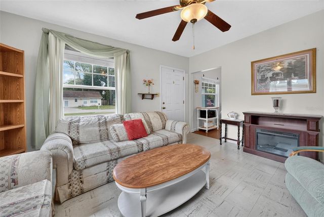 2514 DRAKE DRIVE, Orlando, FL 32810