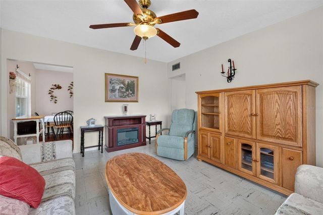 2514 DRAKE DRIVE, Orlando, FL 32810