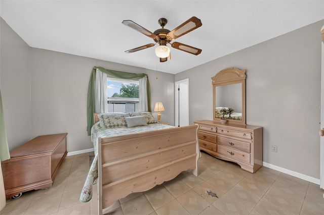 2514 DRAKE DRIVE, Orlando, FL 32810