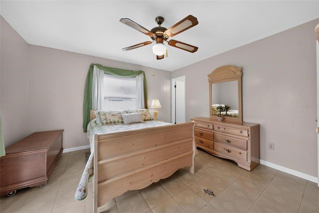 2514 DRAKE DRIVE, Orlando, FL 32810