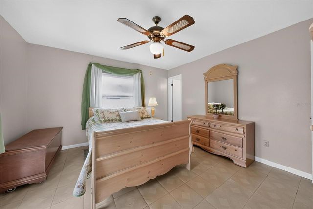 2514 DRAKE DRIVE, Orlando, FL 32810