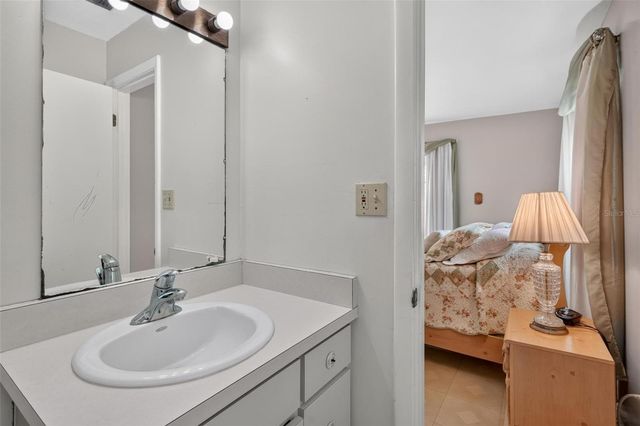 2514 DRAKE DRIVE, Orlando, FL 32810