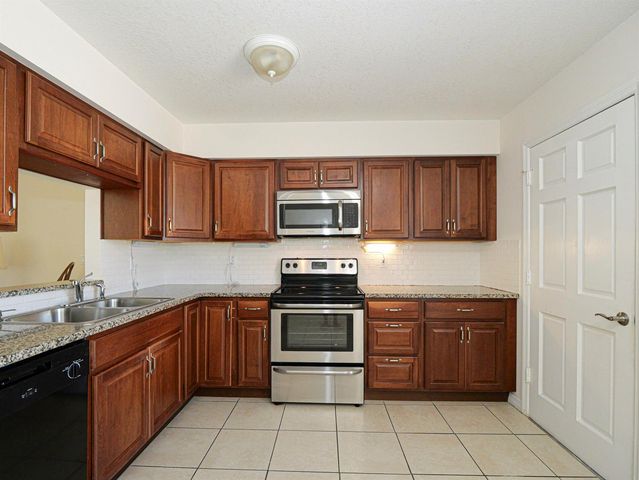 660 26TH Court, Vero Beach, FL 32962