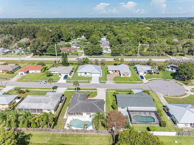 660 26TH Court, Vero Beach, FL 32962