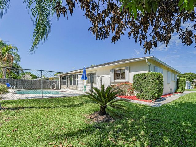 660 26TH Court, Vero Beach, FL 32962