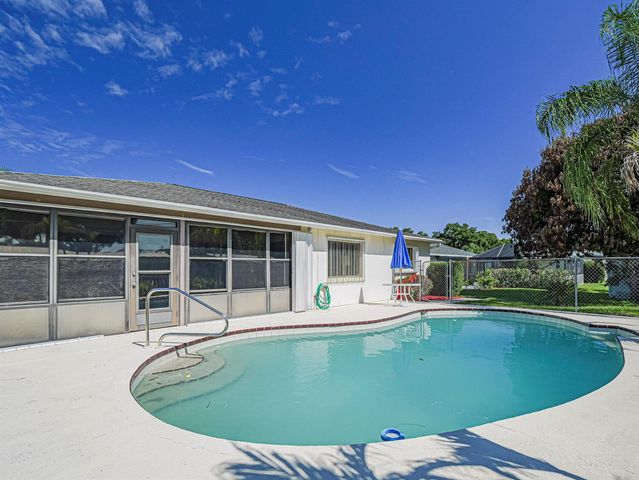 660 26TH Court, Vero Beach, FL 32962