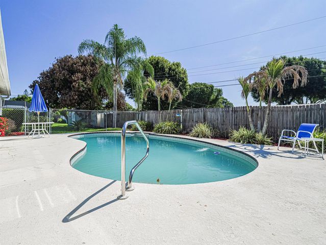 660 26TH Court, Vero Beach, FL 32962