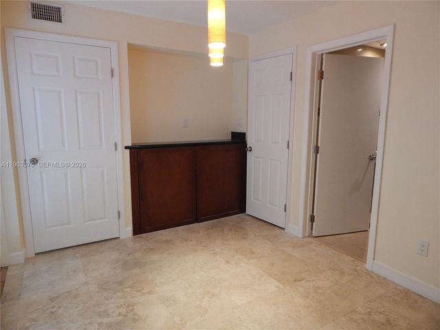 6959 SW 110th Ct, Miami, FL 33173