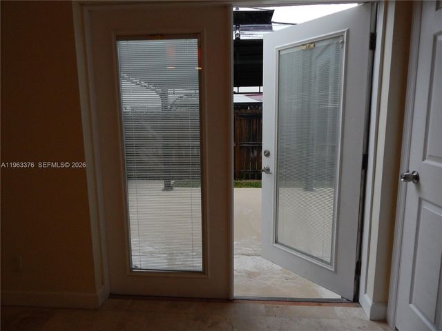 6959 SW 110th Ct, Miami, FL 33173