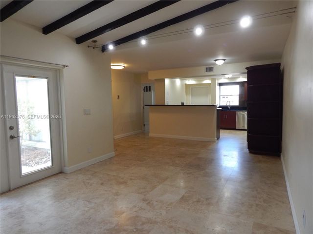 6959 SW 110th Ct, Miami, FL 33173