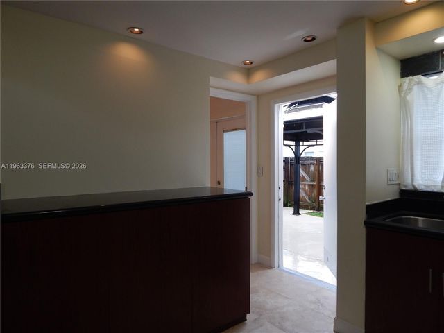 6959 SW 110th Ct, Miami, FL 33173