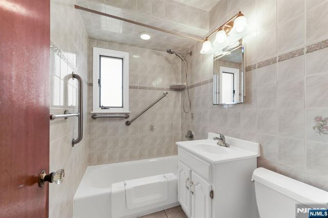 2747 Meister Avenue, Union, NJ 07083