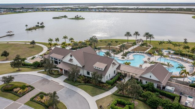 601 Hookline Circle, Loxahatchee, FL 33470