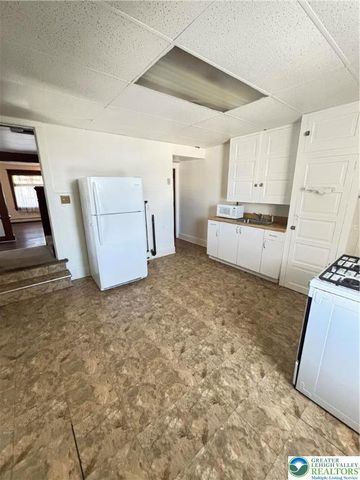 2030 Washington Avenue, Northampton Boro, PA 18067