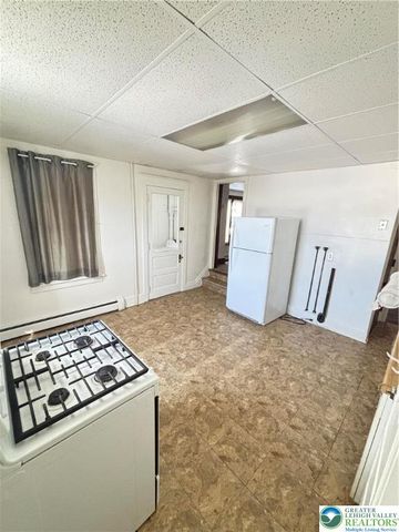 2030 Washington Avenue, Northampton Boro, PA 18067