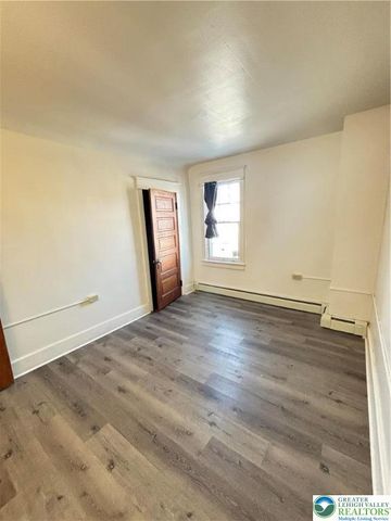 2030 Washington Avenue, Northampton Boro, PA 18067