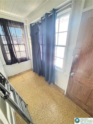 2030 Washington Avenue, Northampton Boro, PA 18067