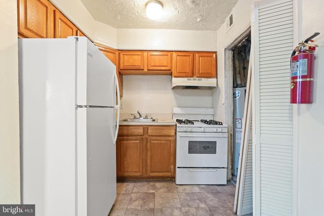 2303 S ST SE, Washington, DC 20020