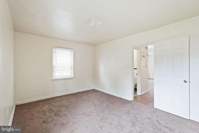 2303 S ST SE, Washington, DC 20020