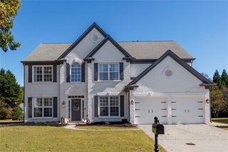 715 Waveland Drive, Woodstock, GA 30189