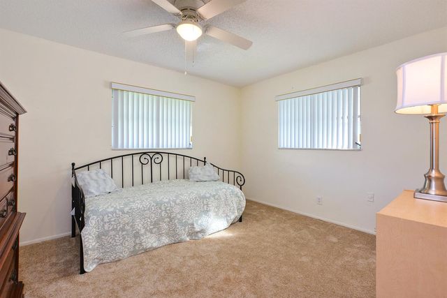 1005 Siesta Avenue, Boynton Beach, FL 33426