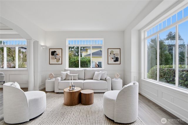 1611 242nd St SE, Bothell, WA 98021