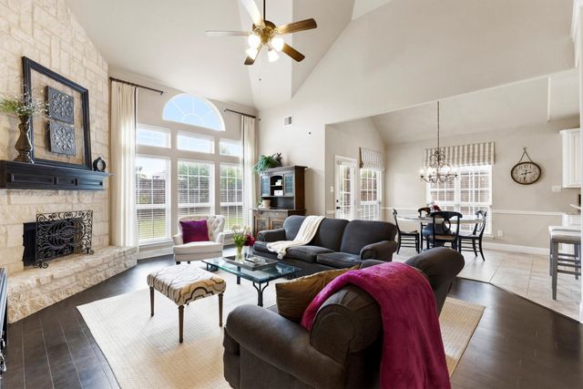 3207 Elkhart Drive, Sachse, TX 75048