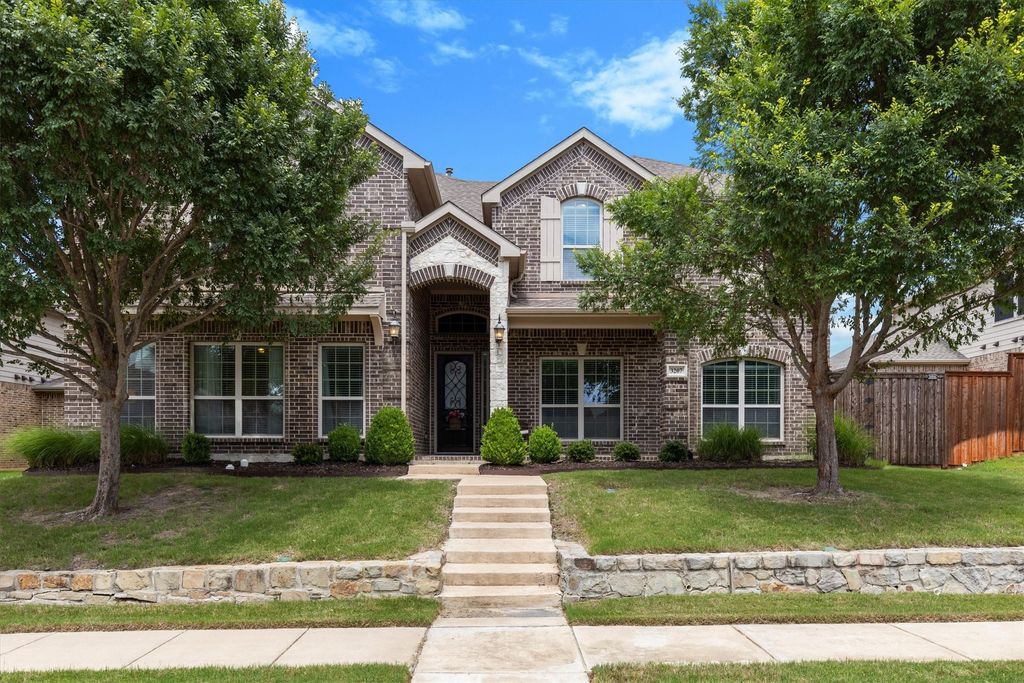 3207 Elkhart Drive, Sachse, TX 75048