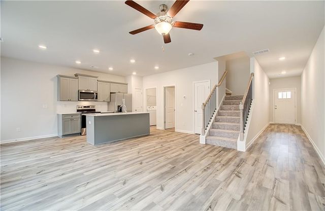 616 Treasure Drive, Stockbridge, GA 30281