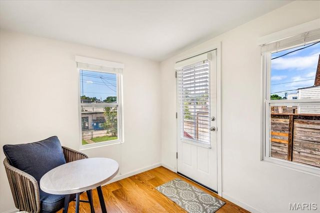 5414 Lindenwood Avenue, St Louis, MO 63109