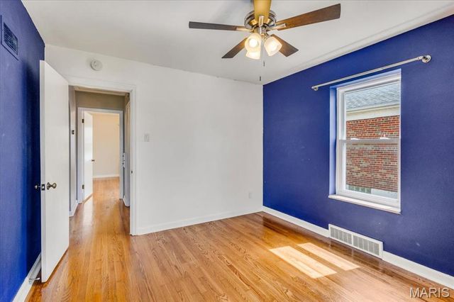 5414 Lindenwood Avenue, St Louis, MO 63109