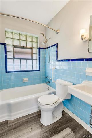 5414 Lindenwood Avenue, St Louis, MO 63109