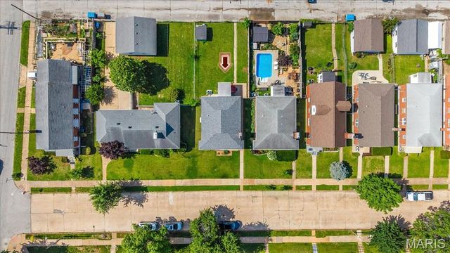 5414 Lindenwood Avenue, St Louis, MO 63109