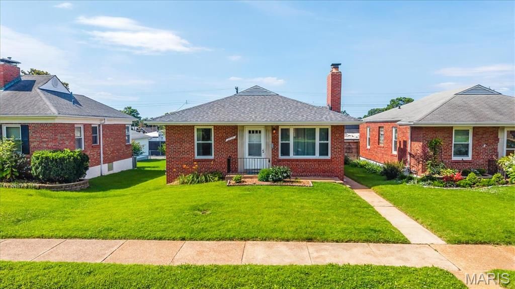 5414 Lindenwood Avenue, St Louis, MO 63109