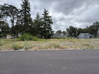 3113 Se Merlot Rd, Milwaukie, OR 97267