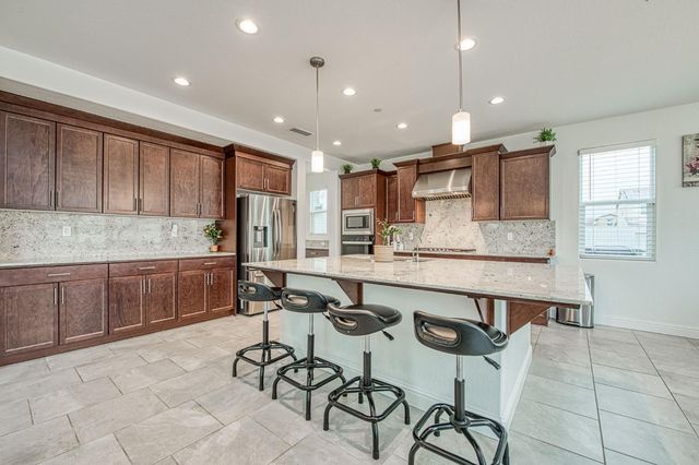 6270 W Holland Avenue, Fresno, CA 93723