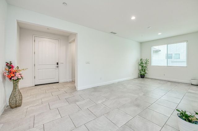 6270 W Holland Avenue, Fresno, CA 93723