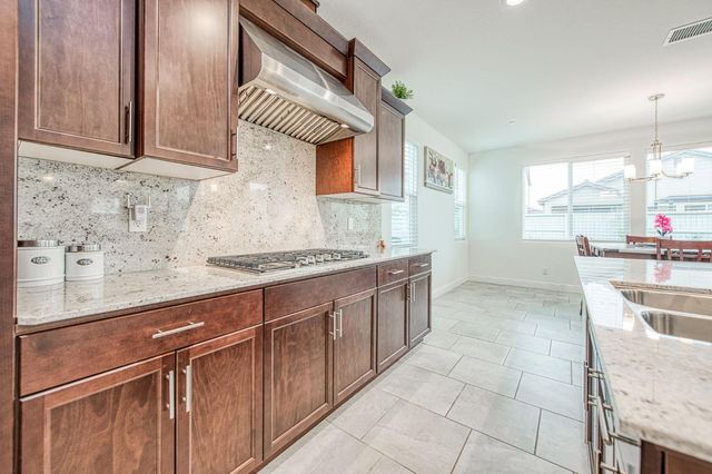 6270 W Holland Avenue, Fresno, CA 93723