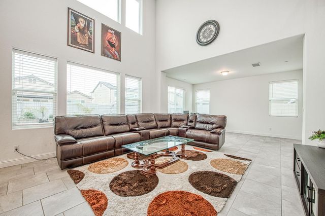 6270 W Holland Avenue, Fresno, CA 93723