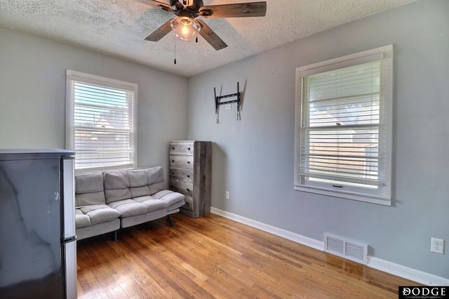 1435 N Somers Avenue, Fremont, NE 68025