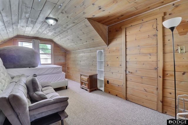 1435 N Somers Avenue, Fremont, NE 68025