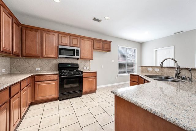 11303 Morning Cloud Drive, Pearland, TX 77584