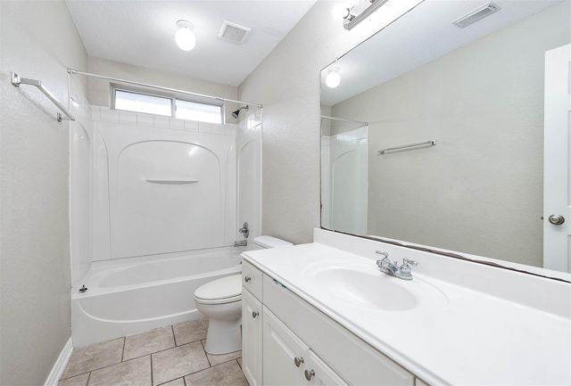 11303 Morning Cloud Drive, Pearland, TX 77584