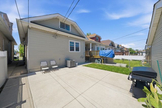 1423 Ridgeland Avenue, Berwyn, IL 60402