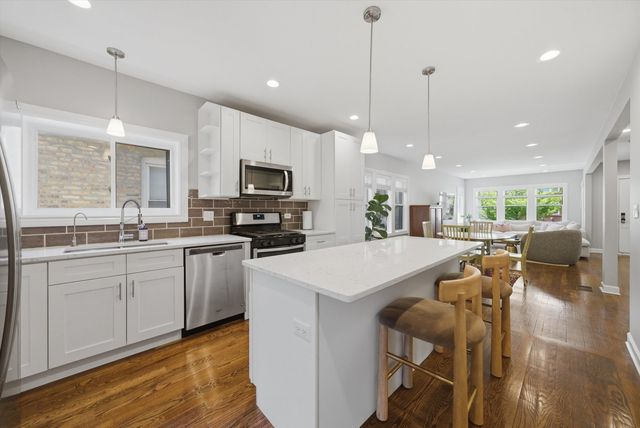 1423 Ridgeland Avenue, Berwyn, IL 60402